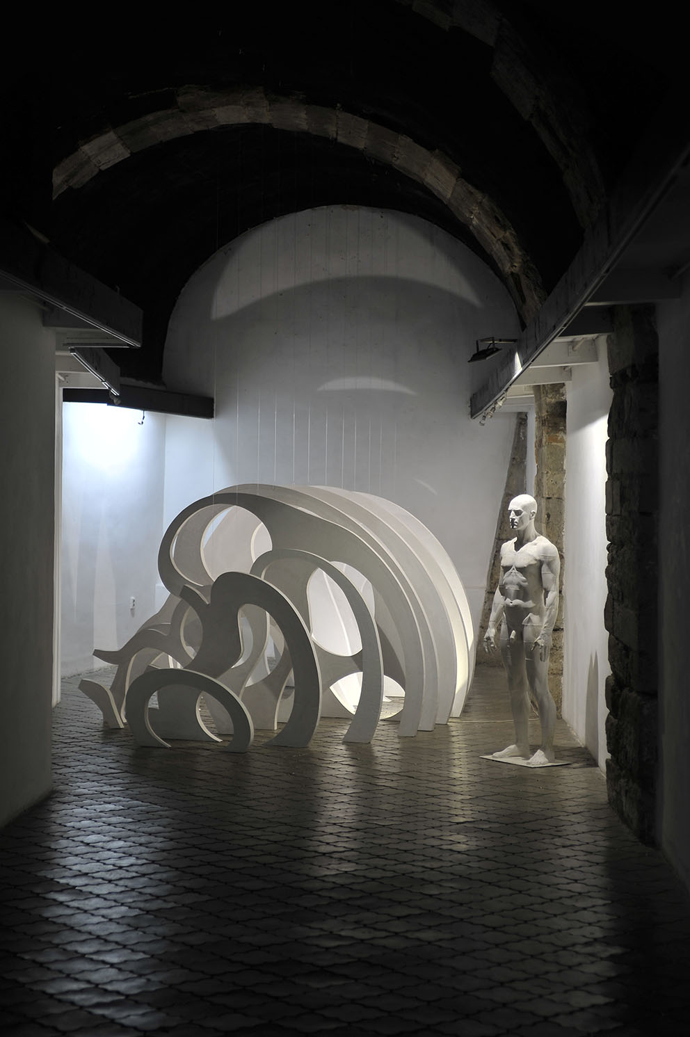 Просторова композиція «Серце. 13». 2016. Плита, пінопласт, марля, емаль